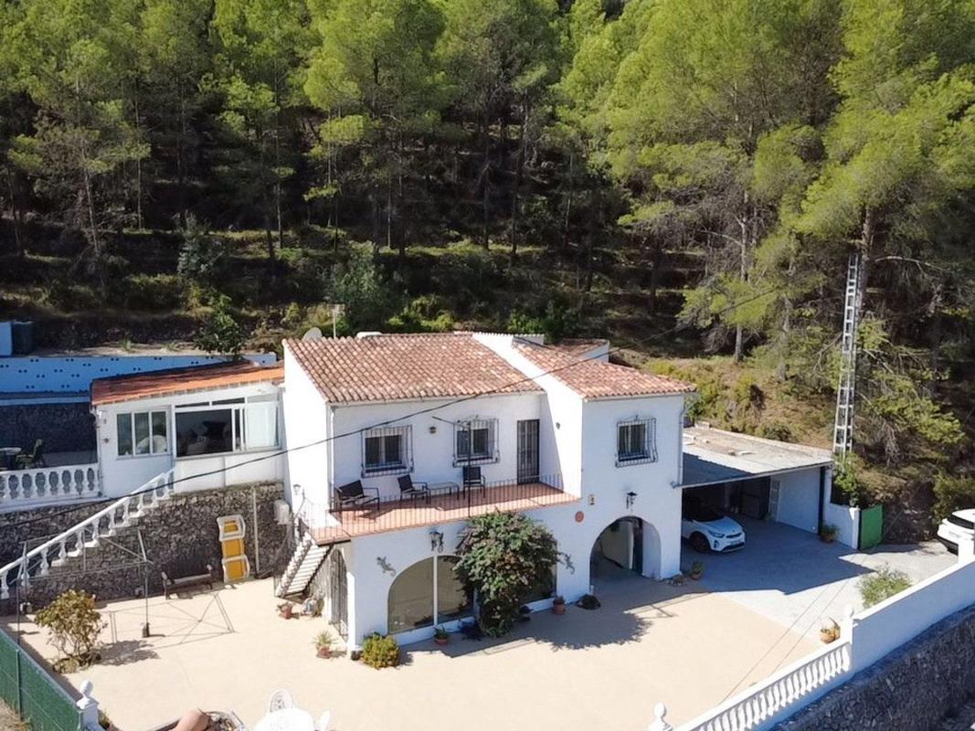 Sprzedaż niezależnego domku jednorodzinnego w  Casa o chalet en Parcent, Parcent photo 2
