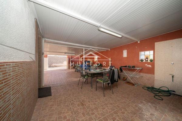 Chalet wolnostojący na sprzedaż w  Casa o chalet en La Siesta - El Salado - Torreta, Torrevieja, Torrevieja photo 4