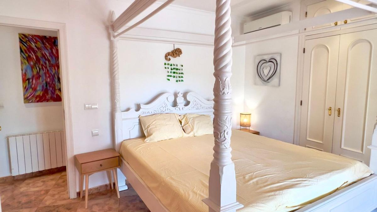 Properties for sale and rent in Spain photo 5