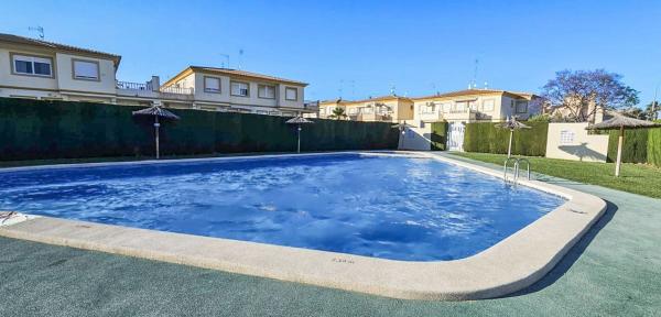 Продажа квартиры на Piso en Playa Flamenca, Orihuela, Ориуэла
thumbnail 1