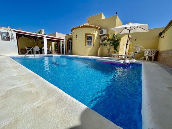 Casa o chalet independiente en Calle Piscis, 100, La Florida, Orihuela photo 1