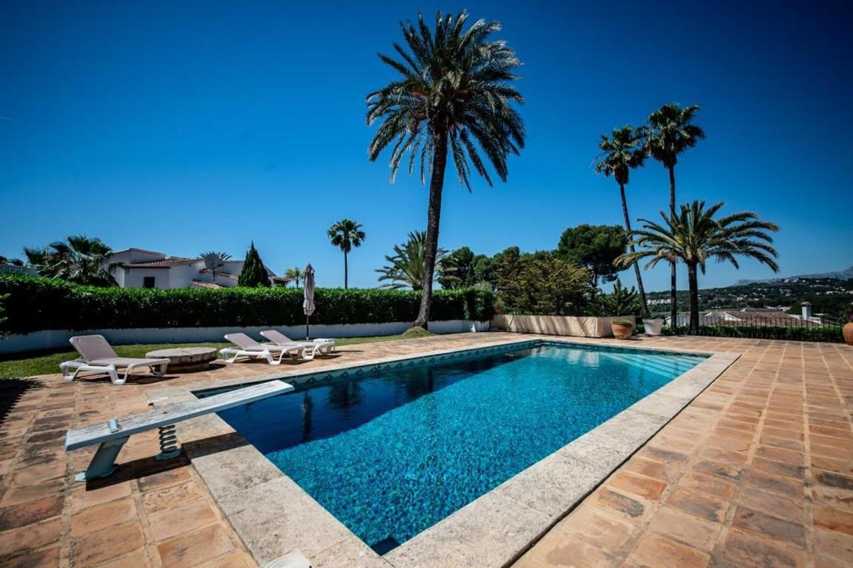 Properties for sale and rent in Spain photo 2