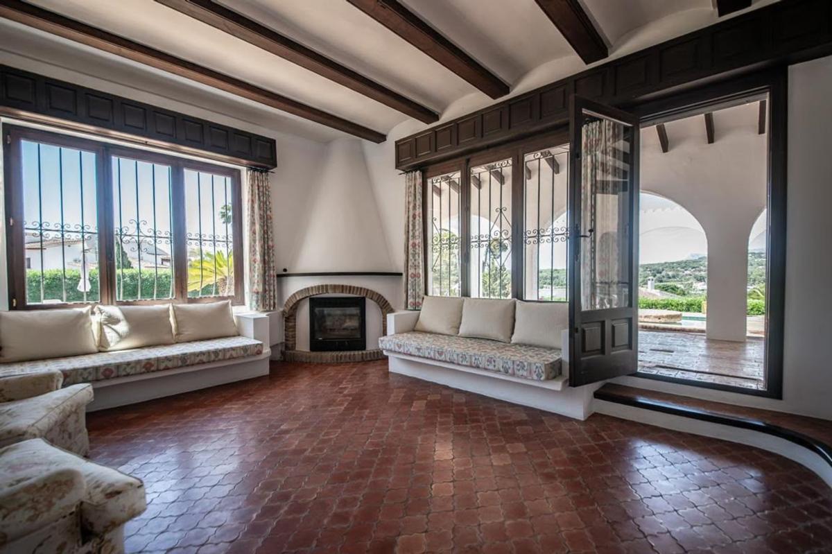 Properties for sale and rent in Spain photo 3