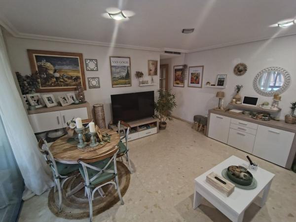 Продажа квартиры на Piso en Bailarin Jose Espadero, Garbinet - Parque de las Avenidas, Alicante / Alacant, Аликанте / Алакант
 photo 1