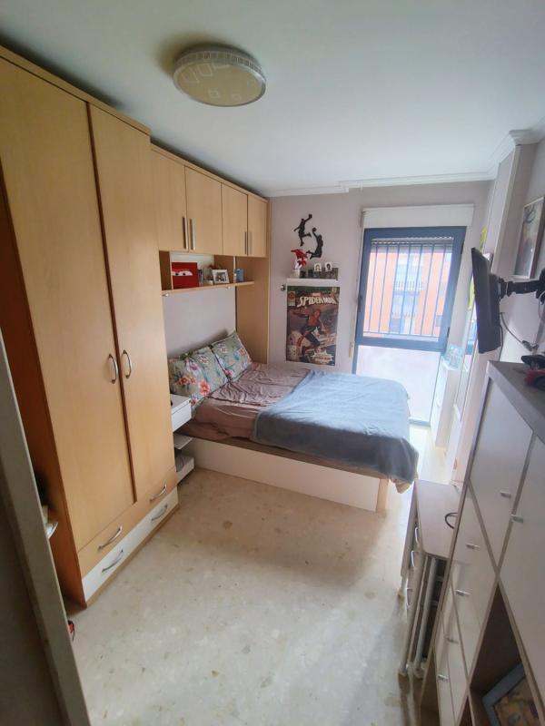 Продажа квартиры на Piso en Bailarin Jose Espadero, Garbinet - Parque de las Avenidas, Alicante / Alacant, Аликанте / Алакант
 photo 5