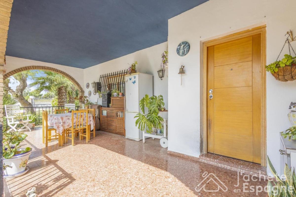 Недвижимость на продажу и в аренду в Испании photo 4
