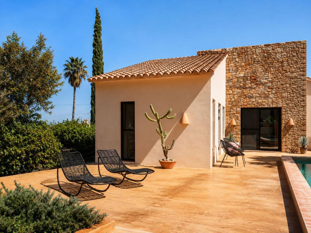 Properties for sale and rent in Spain photo 4