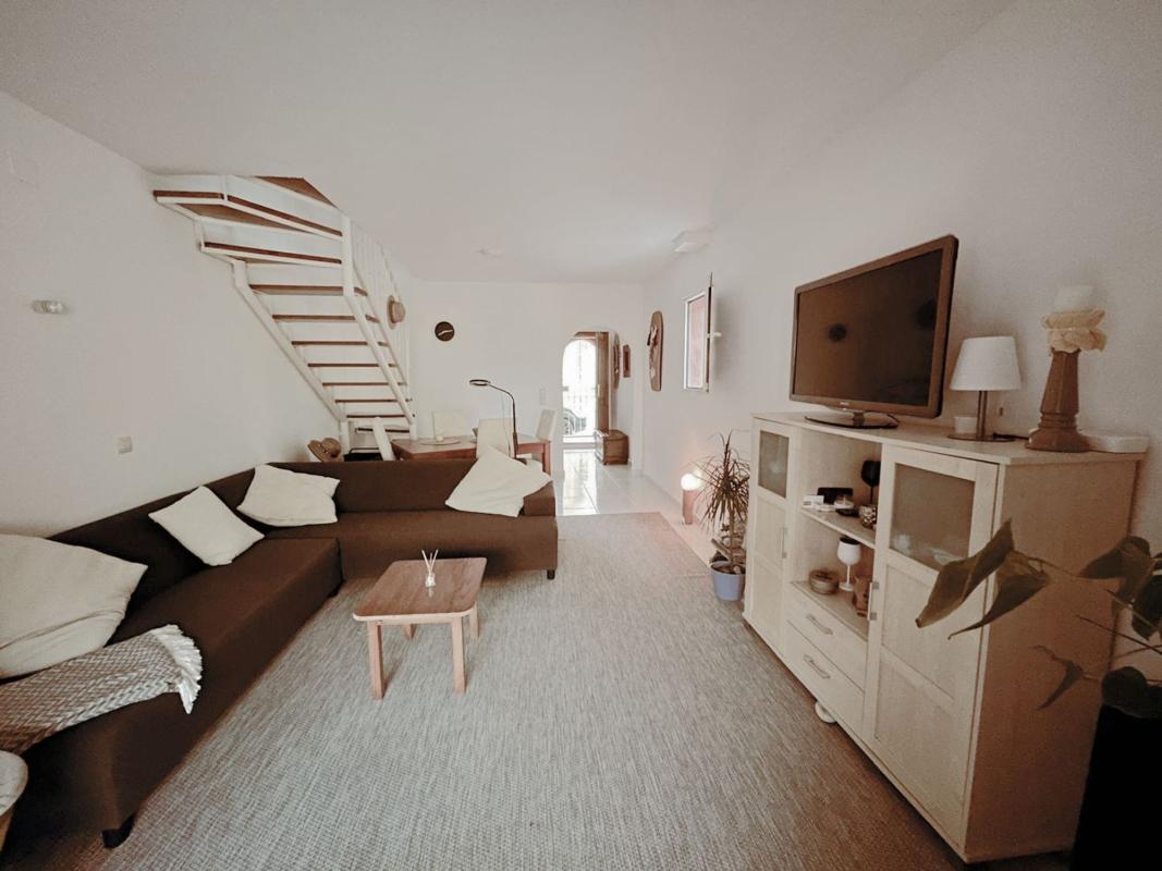 Properties for sale and rent in Spain photo 3