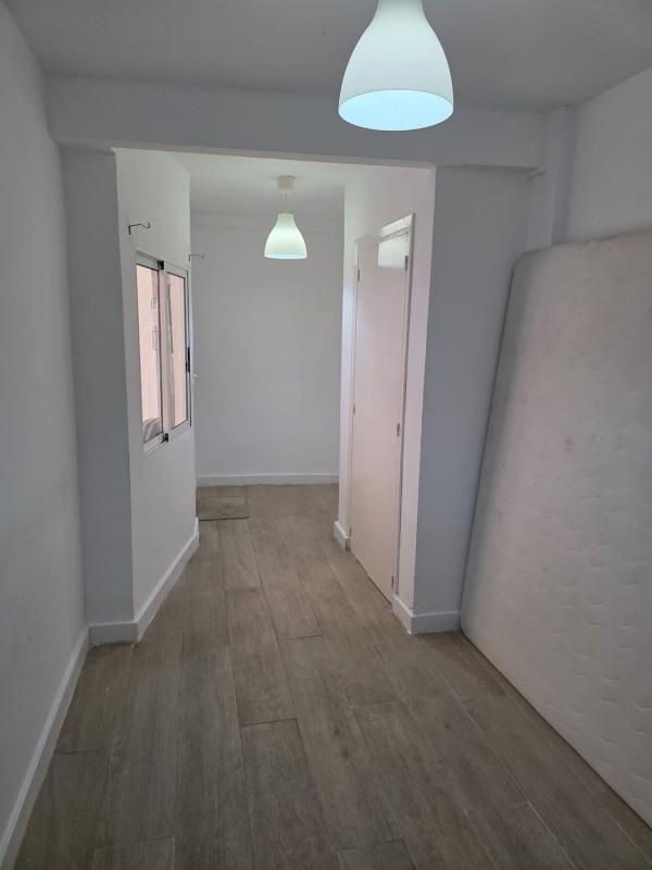 Продажа квартиры на Piso en Calle Díaz Moreu, 49, San Antón, Alicante / Alacant, Аликанте / Алакант
photo 3