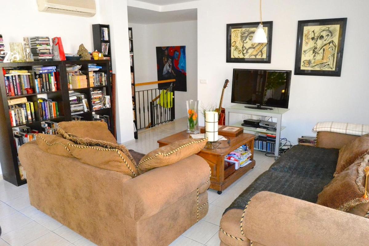 Properties for sale and rent in Spain photo 5