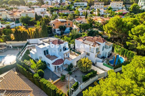 Chalet independiente en venta en Casa o chalet en Calle Pinsà, L'Albir, Alfaz del Pi, Alfaz del Pi
 photo 1