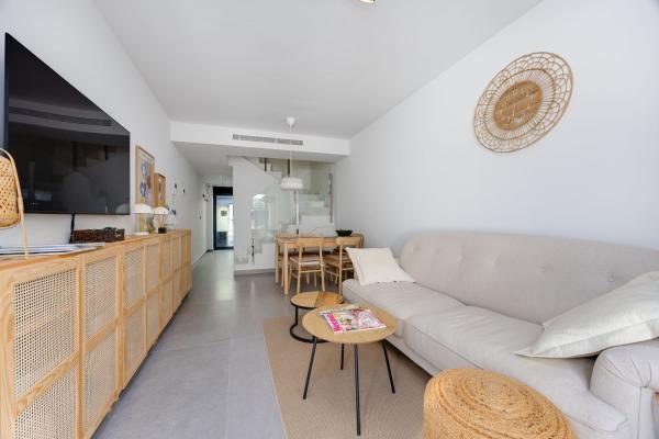 Chalet adosado en Carcaixent, 2, Urbanizaciones, Guardamar del Segura photo 1