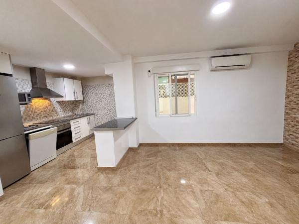 Продажа квартиры на Piso en Calle Río Amadorio, Plà del Bon Repòs-La Goteta, Alicante / Alacant, Аликанте / Алакант
photo 1