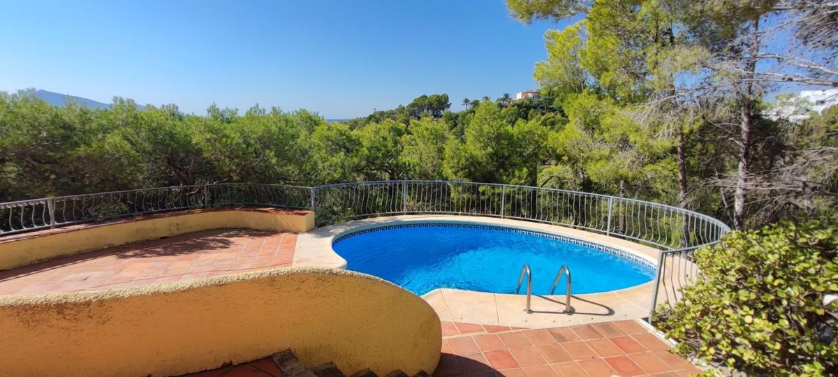 Properties for sale and rent in Spain photo 3