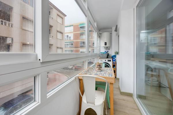 Mieszkanie na sprzedaż w Piso en Calle Almoradí, 5, Playa de los Náufragos, Torrevieja, Torrevieja thumbnail 2