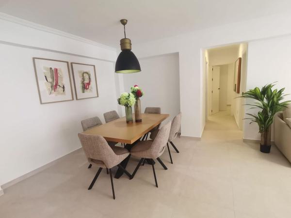 Piso en venta en  Piso en Avenida Virgen del Carmen, Gaspar Perrelló, Torrevieja, Torrevieja photo 4