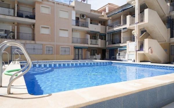 Mieszkanie na sprzedaż w Piso en Calle Vega Baja del Segura, 12, Playa de los Náufragos, Torrevieja, Torrevieja photo 1