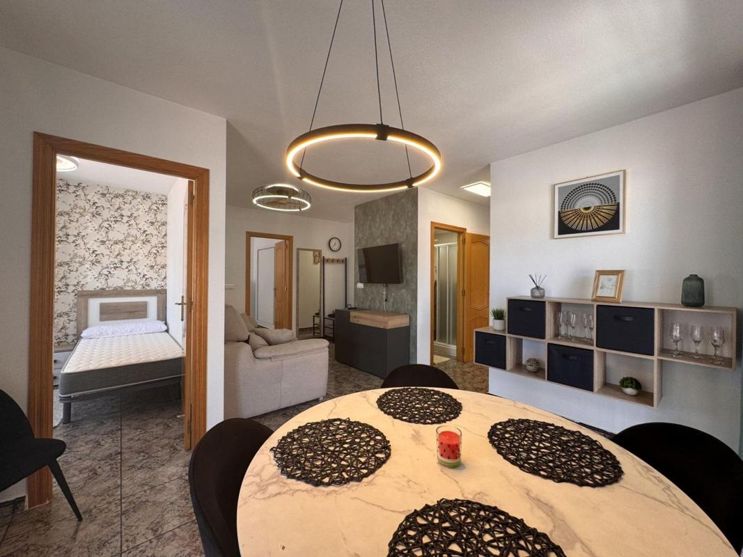 Venta de piso en Piso en Calle Vega Baja del Segura, 12, Playa de los Náufragos, Torrevieja, Torrevieja
photo 3