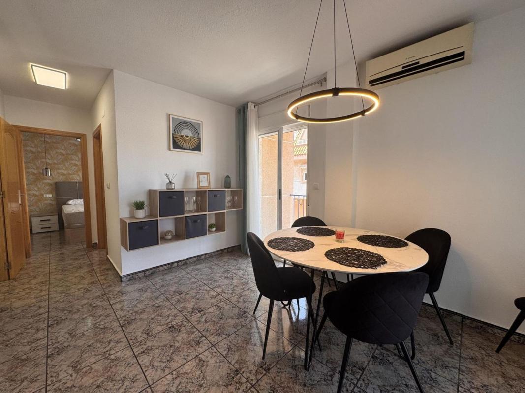 Venta de piso en Piso en Calle Vega Baja del Segura, 12, Playa de los Náufragos, Torrevieja, Torrevieja
photo 5