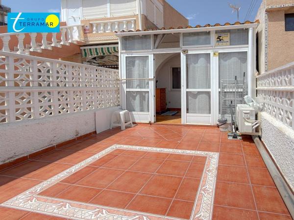 Casa o chalet independiente en Calle Dorotea, Nueva Torrevieja, Torrevieja thumbnail 1
