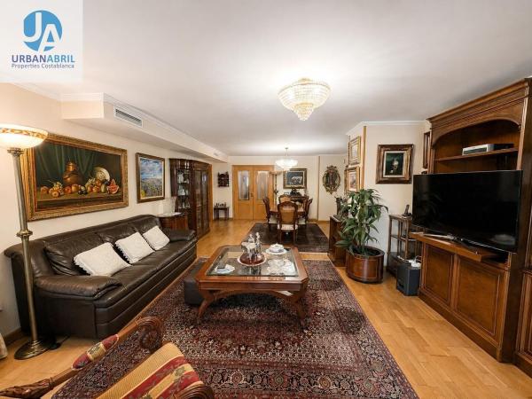 Продажа квартиры на Piso en Ensanche-Diputación, Alicante / Alacant, Аликанте / Алакант
photo 1