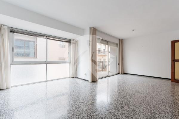 Продажа квартиры на Piso en Calle Berenguer de Marquina, Mercado, Alicante / Alacant, Аликанте / Алакант
thumbnail 1