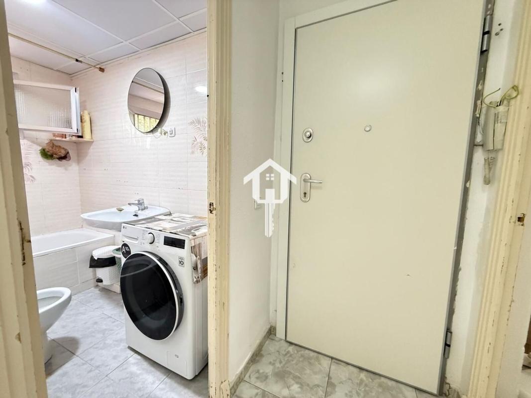 Sale of apartment in Piso en Calle Colonia Santa Isabel, Haygon - Universidad, San Vicente del Raspeig, San Vicente del Raspeig
photo 1