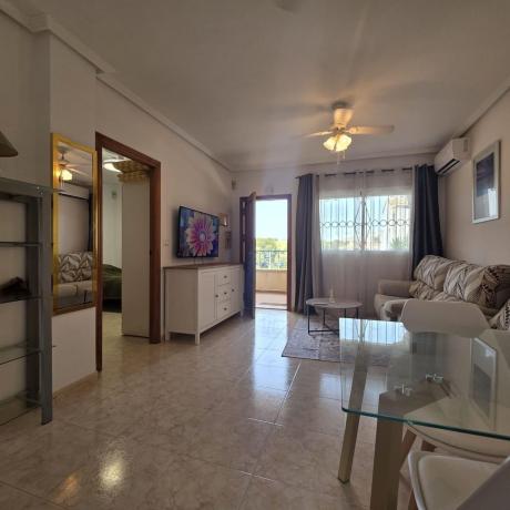 Продажа квартиры на Piso en Calle Cuba, Las Filipinas, Orihuela, Ориуэла
photo 1