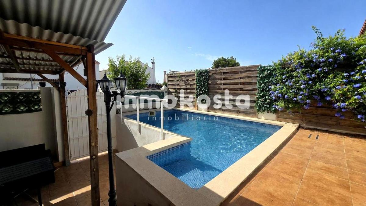 Properties for sale and rent in Spain photo 1