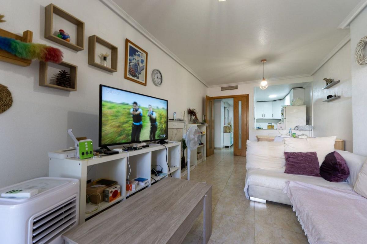 Продажа квартиры на Piso en Avenida Diego Ramírez Pastor, Centro - Muelle Pesquero, Torrevieja, Торревьеха
photo 3