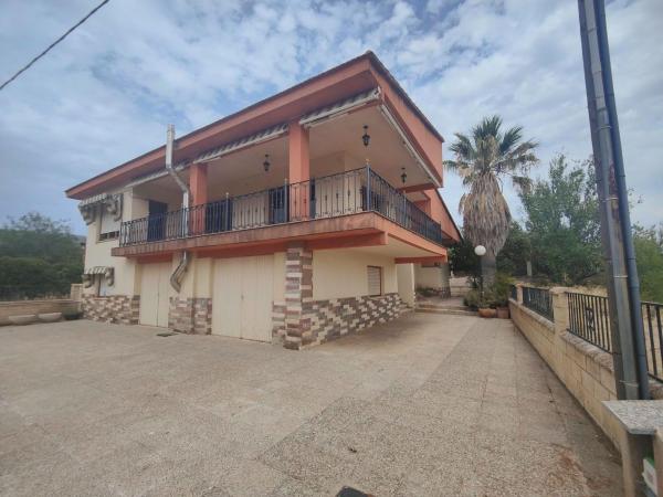 Casa o chalet independiente en Onil photo 1
