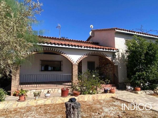 Casa o chalet independiente en Camino de Huesca, Villamontes-Boqueres, San Vicente del Raspeig thumbnail 2