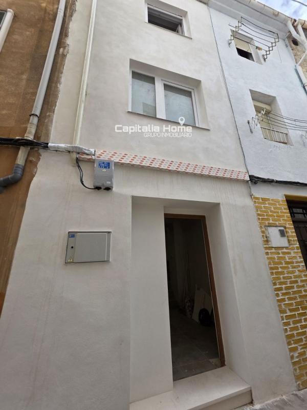 Properties for sale and rent in Spain photo 1