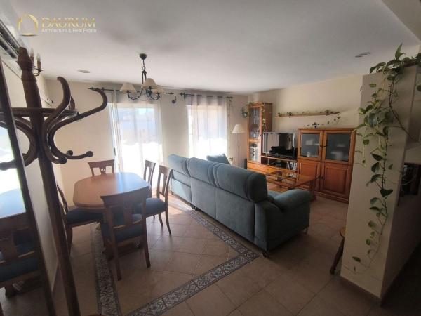 Продажа квартиры на Piso en Calle Torres Quevedo, Reina Victoria-Miguel Hernández, Elche / Elx, Эльче / Эльх
 photo 2