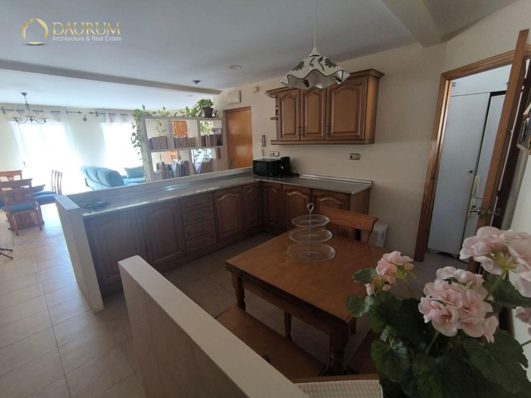 Продажа квартиры на Piso en Calle Torres Quevedo, Reina Victoria-Miguel Hernández, Elche / Elx, Эльче / Эльх
 photo 4