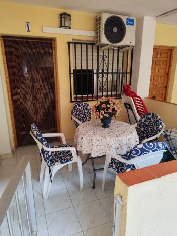 Venta de piso en Piso en Calle Sanchis Guarner, 26, Zona Pueblo, Guardamar del Segura, Guardamar del Segura
 photo 2