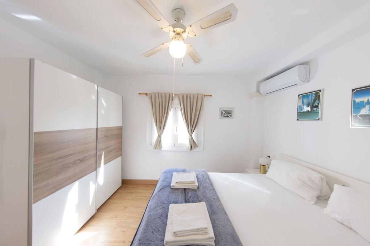 Properties for sale and rent in Spain photo 3