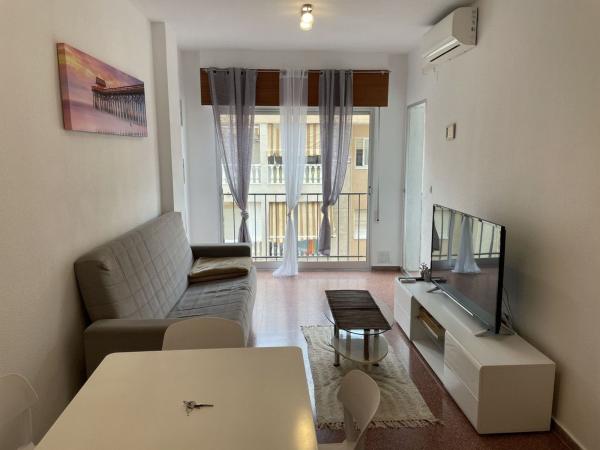 Apartment for sale in Piso en Avenida Habaneras - Curva de Palangre, Torrevieja, Torrevieja thumbnail 2