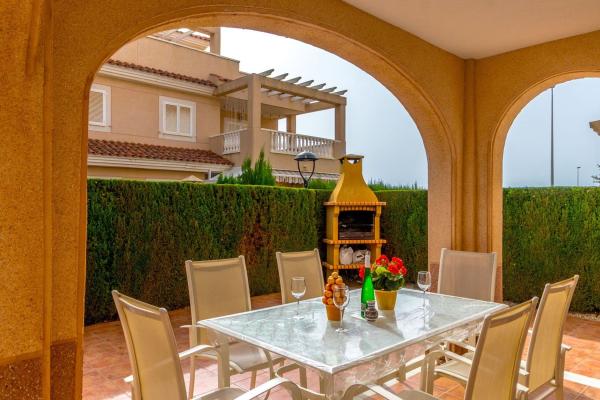 Продажа квартиры на Piso en Calle Pino de Canadá, 5, Zeniamar, Orihuela, Ориуэла
photo 1