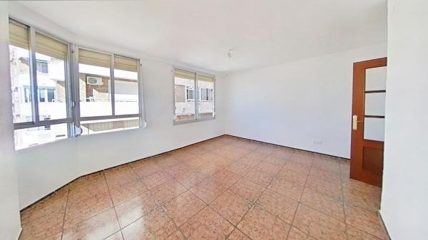 Продажа квартиры на Piso en Santo Domingo, Alicante / Alacant, Аликанте / Алакант
photo 1