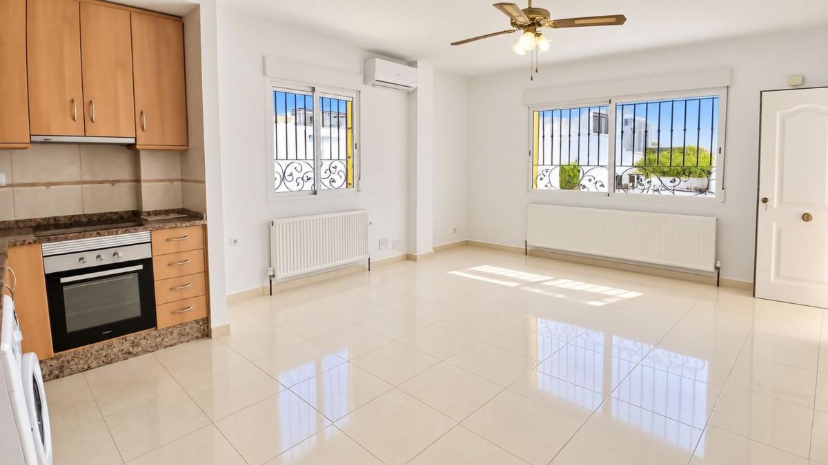 Недвижимость на продажу и в аренду в Испании photo 5