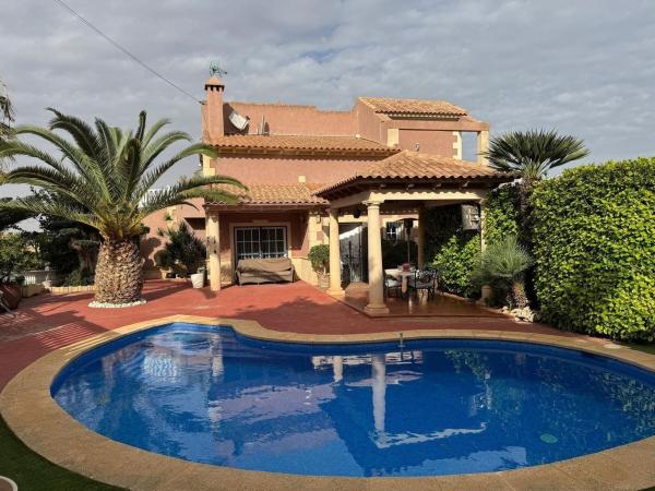 Casa o chalet independiente en Avenida de Torrevieja s/n, Los Balcones - Los Altos del Edén, Torrevieja photo 1