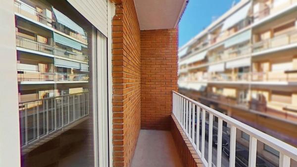 Продажа квартиры на Piso en Carolinas Altas, Alicante / Alacant, Аликанте / Алакант
thumbnail 1