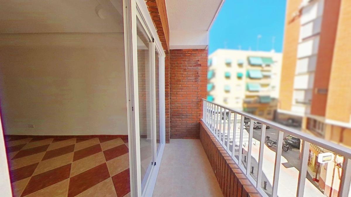 Venta de piso en Piso en Carolinas Altas, Alicante / Alacant, Alicante / Alacant
 photo 5