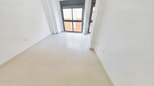 Продажа квартиры на Piso en Carolinas Altas, Alicante / Alacant, Аликанте / Алакант
thumbnail 1