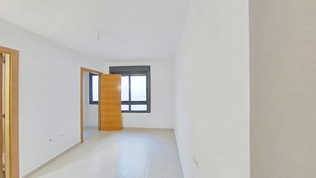 Продажа квартиры на Piso en Carolinas Altas, Alicante / Alacant, Аликанте / Алакант
photo 3