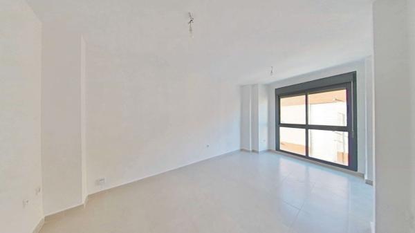 Продажа квартиры на Piso en Carolinas Altas, Alicante / Alacant, Аликанте / Алакант
 photo 4