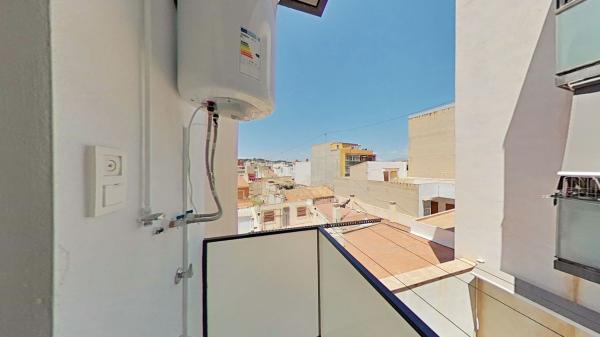 Продажа квартиры на Piso en San Antón, Alicante / Alacant, Аликанте / Алакант
 photo 4