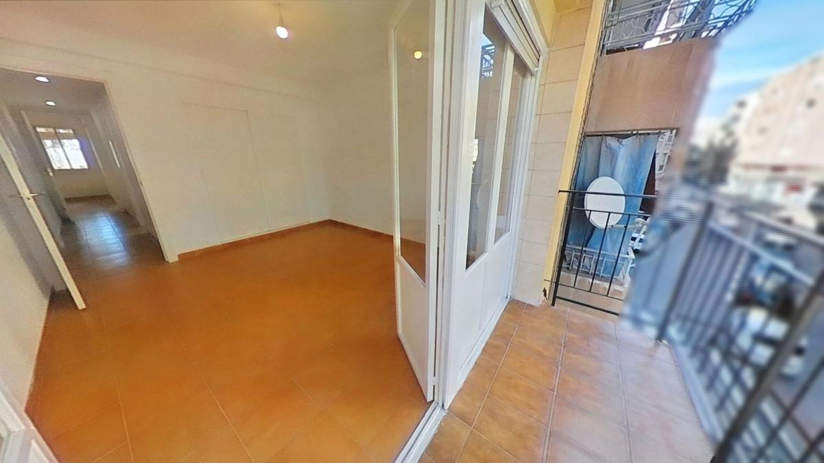 Продажа квартиры на Piso en Carolinas Bajas, Alicante / Alacant, Аликанте / Алакант
photo 3