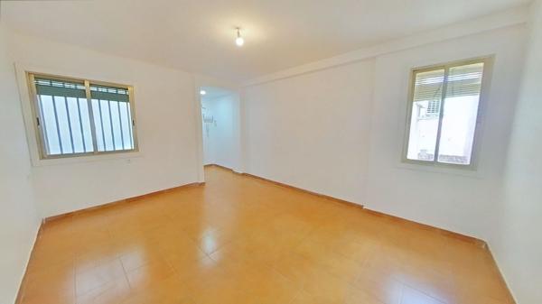 Продажа квартиры на Piso en Carolinas Bajas, Alicante / Alacant, Аликанте / Алакант
 photo 4